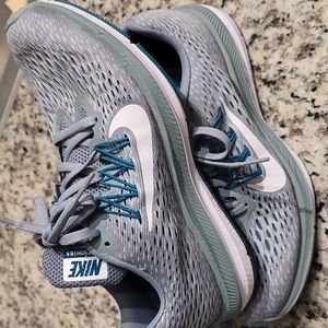 Nike zoom winflo 5 womens 7.5